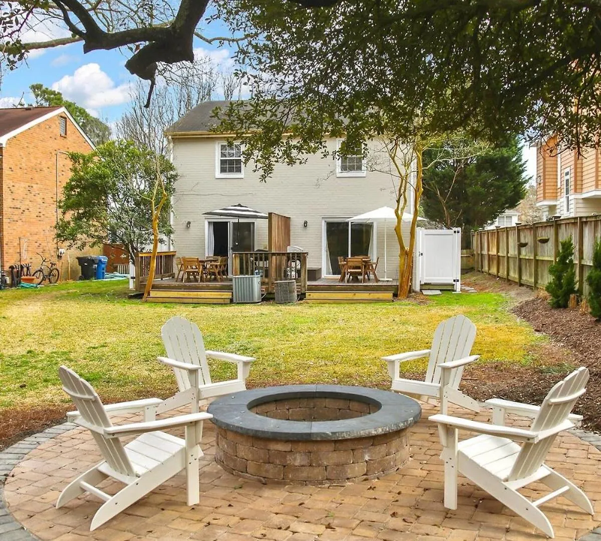 Natural Beauty A Virginia Beach Holiday home